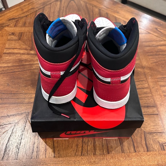 Air Jordan 1 Retro High Spider Man - Picture 4 of 5